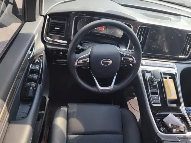 GAC Trumpchi M8 — Фото автомобиля 11