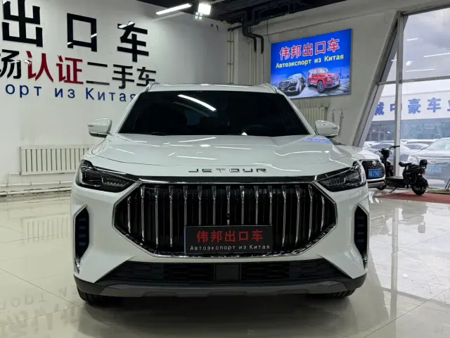 Jetour X70 Plus — Фото автомобиля 2