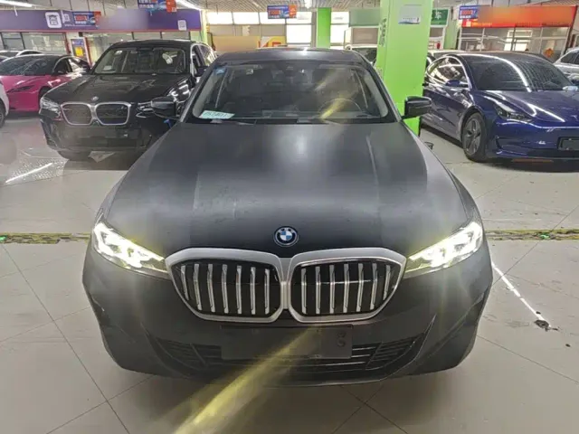 BMW i3 — Фото автомобиля 2