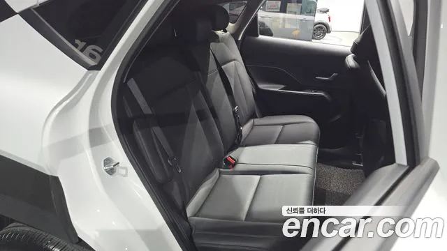 Hyundai Kona SX2 — Фото автомобиля 11