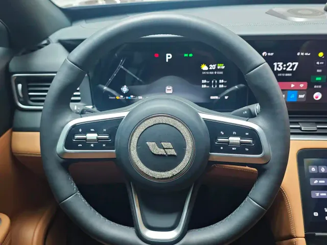 Li Auto ONE — Фото автомобиля 12