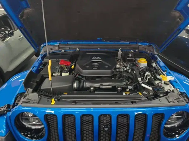 Jeep Wrangler — Фото автомобиля 15