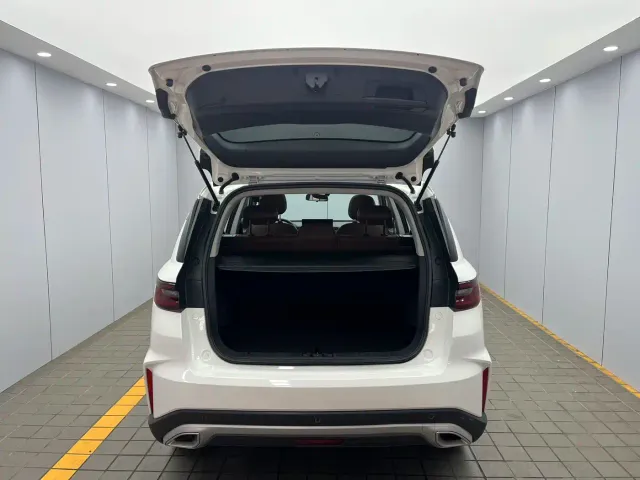 Geely Vision X6 — Фото автомобиля 18
