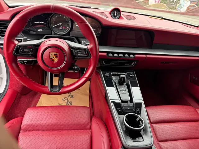 Porsche 911 — Фото автомобиля 14