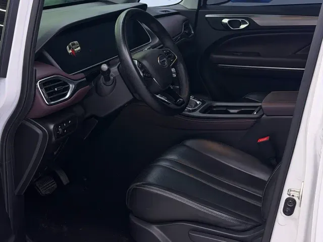 GAC Trumpchi M6 — Фото автомобиля 7