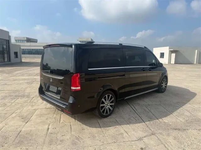 Mercedes-Benz V-Class — Фото автомобиля 7