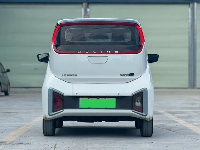 Wuling NanoEV — Фото автомобиля 5