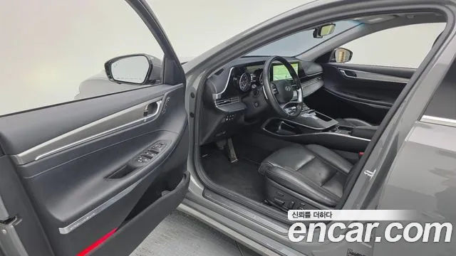 Hyundai Grandeur — Фото автомобиля 10