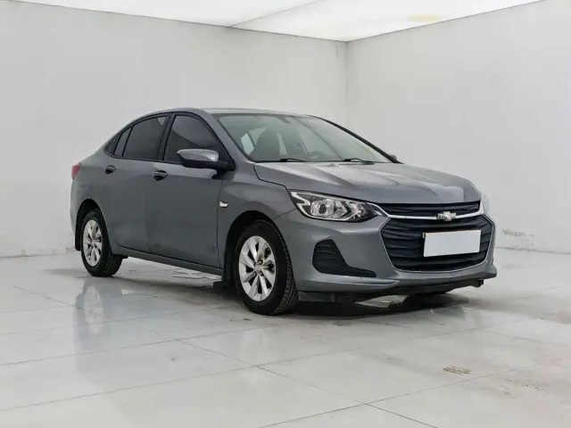 Chevrolet Cavalier — Фото автомобиля 3