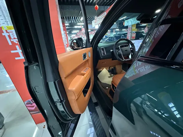 Li Auto L9 — Фото автомобиля 7