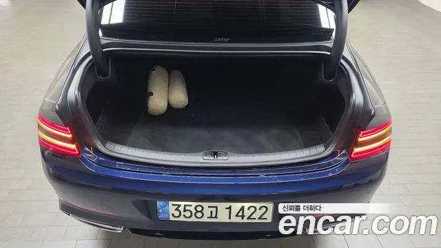 Genesis G80 Бензин 2.5 турбо AWD — Фото автомобиля 17