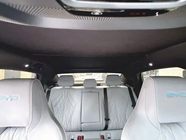 BYD Seal — Фото автомобиля 11