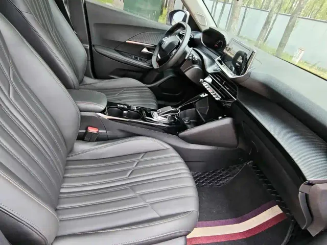 Peugeot 2008 — Фото автомобиля 14