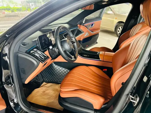 Mercedes-Benz S-Class — Фото автомобиля 11