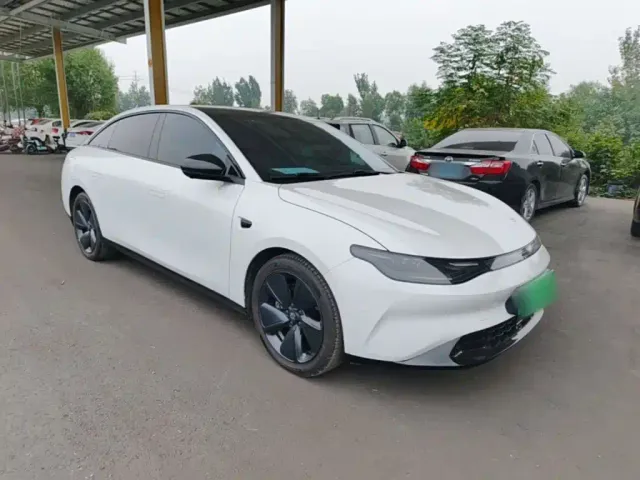 Leapmotor C01 — Фото автомобиля 3