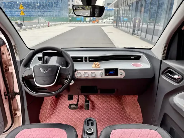 Wuling Hongguang Mini EV — Фото автомобиля 9