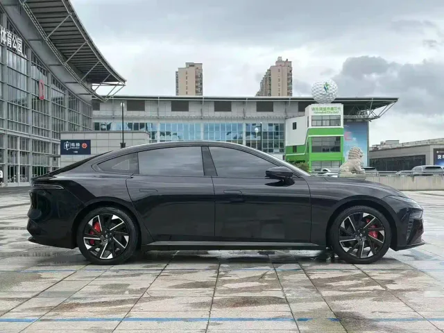 Dongfeng eπ 007 — Фото автомобиля 4