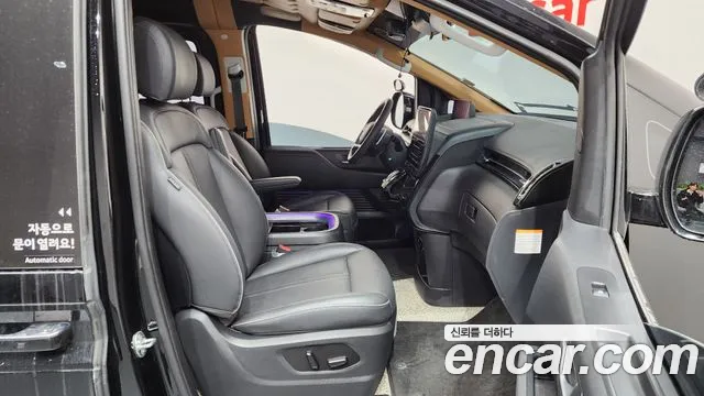 Hyundai Staria Staria — Фото автомобиля 21