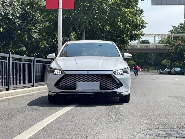 BYD Qin PLUS — Фото автомобиля 2