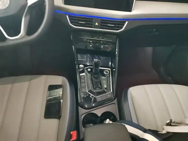 Volkswagen Tayron GTE Plug-in Hybrid — Фото автомобиля 13
