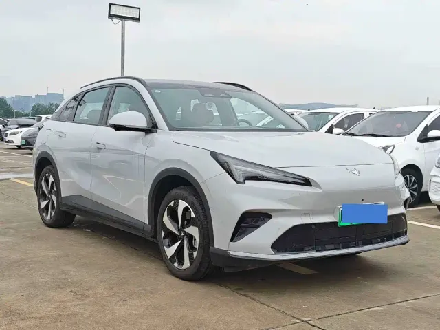 Arcfox Alpha T5 — Фото автомобиля 3