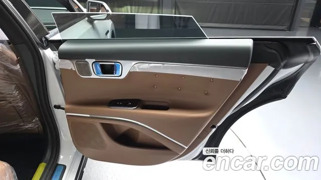 Hyundai Grandeur GN7 — Фото автомобиля 14