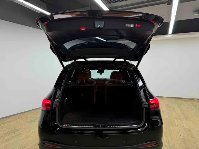 Mercedes-Benz GLC-Class — Фото автомобиля 28
