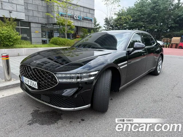 Фотография автомобиля — Genesis G90 G90 (RS4) Бензин 3.5 турбо AWD