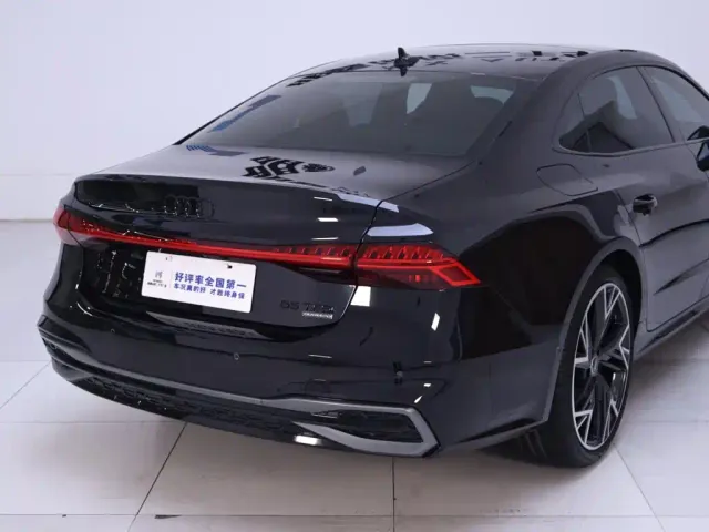 Audi Audi A7L 2024 45 TFSI quattro Black Warrior Edition — Фото автомобиля 8