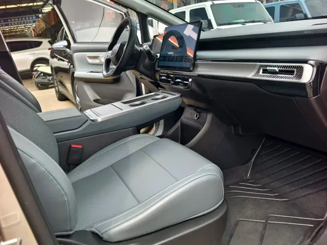 GAC Aion Y — Фото автомобиля 6