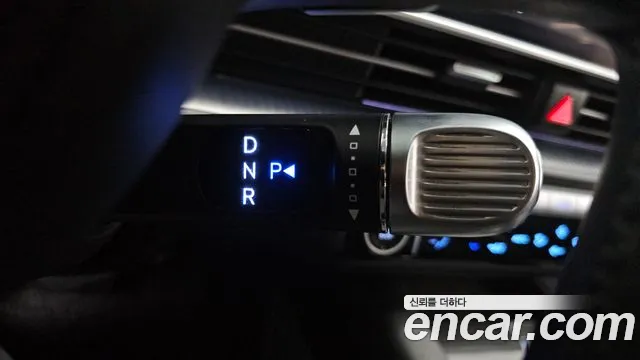 Hyundai Ioniq 6 — Фото автомобиля 9