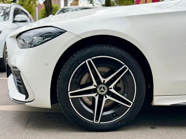 Mercedes-Benz C-Class — Фото автомобиля 23