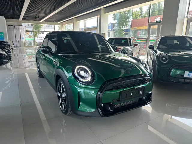 Фотография автомобиля — MINI Hatch