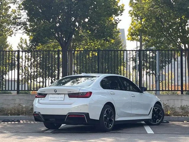 BMW i3 — Фото автомобиля 7