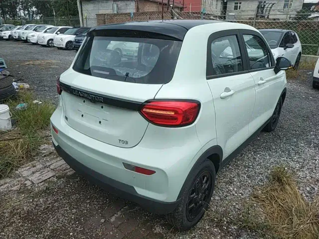 Leapmotor T03 — Фото автомобиля 4