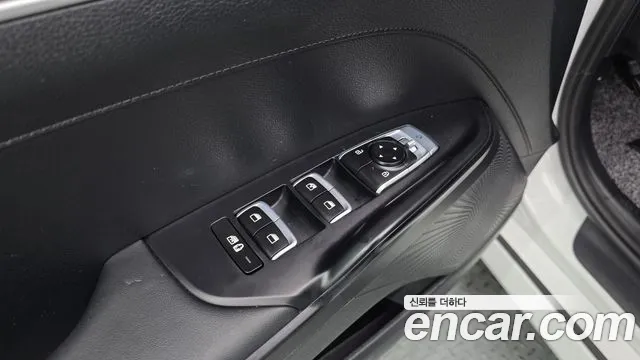 Kia K5 K5 3 поколение 2.0 LPI(Для проката) — Фото автомобиля 25