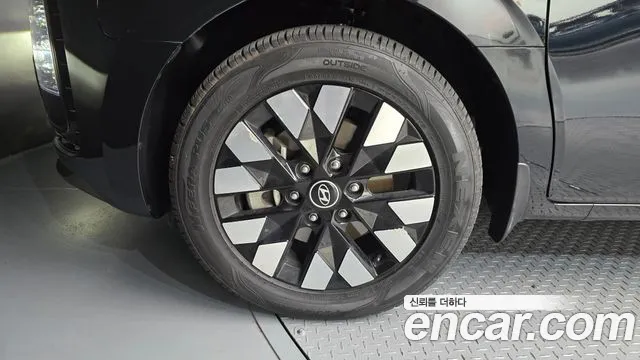 Hyundai Staria — Фото автомобиля 5