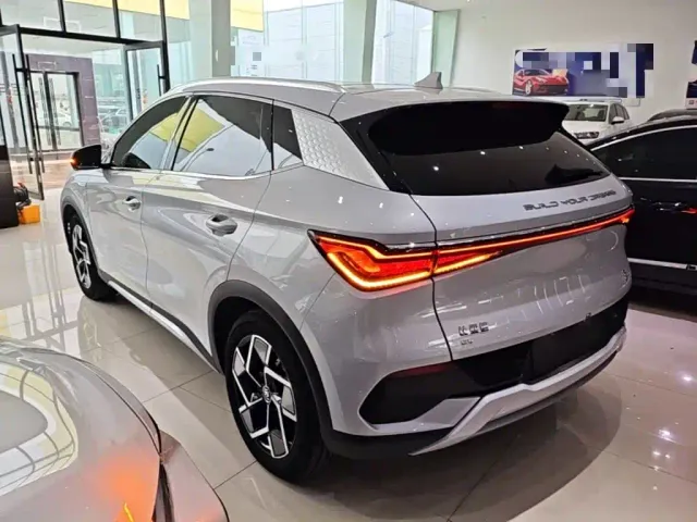 BYD Yuan PLUS — Фото автомобиля 4