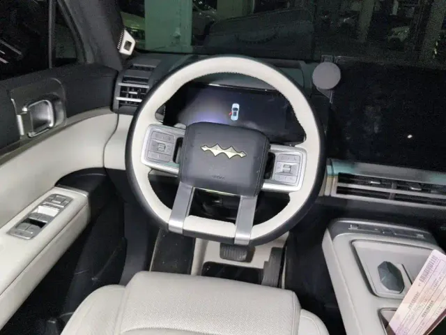 BYD FangChengBao Titanium 7 — Фото автомобиля 6