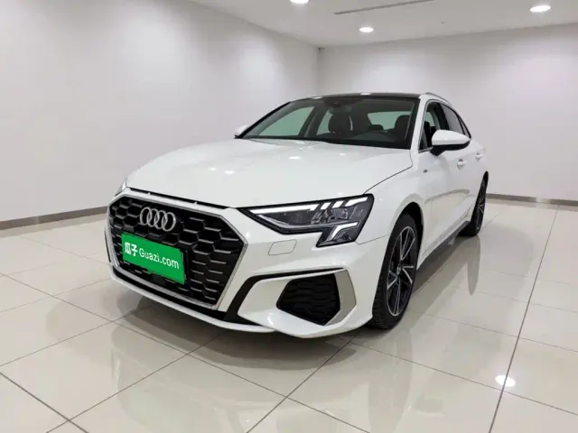 Фотография автомобиля — Audi A3