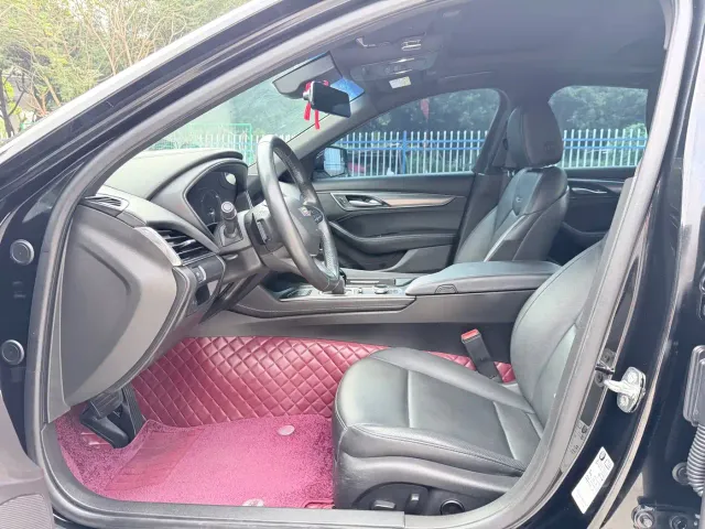 Cadillac CT5 — Фото автомобиля 12