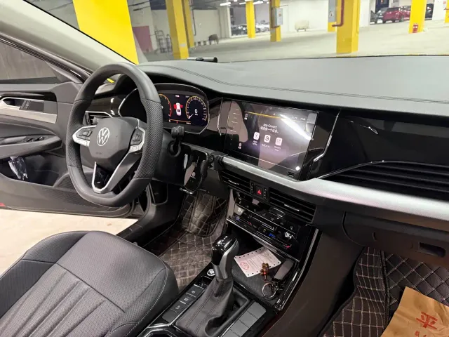 Volkswagen Passat — Фото автомобиля 8
