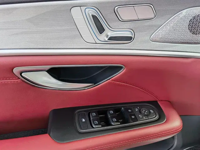 Jetour X70 Plus — Фото автомобиля 10