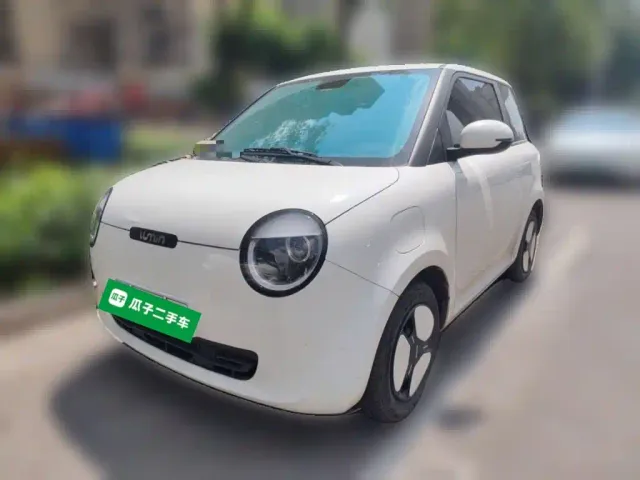 Фотография автомобиля — Changan Lumin