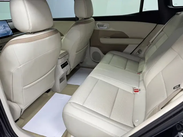 Toyota BoZhi 3X — Фото автомобиля 9