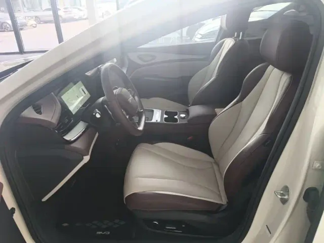 BYD Seal 07 DM-i — Фото автомобиля 14