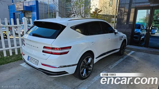 Genesis GV80 — Фото автомобиля 2