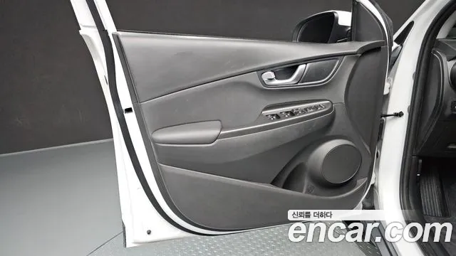 Hyundai Kona Kona (New) — Фото автомобиля 23