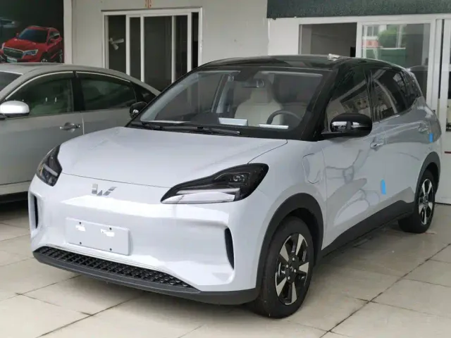 Фотография автомобиля — Wuling Binguo PLUS