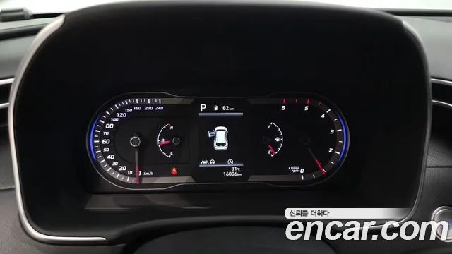 Hyundai Tucson Tucson (NX4) Дизель 2.0 2WD — Фото автомобиля 8